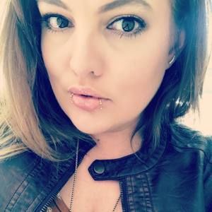 Meet your Posher, Lacey